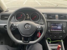 
										Volkswagen Jetta 2017 full									