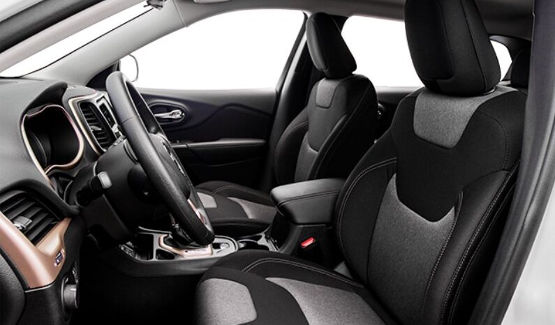 
								Jeep Cherokee 2016 full									