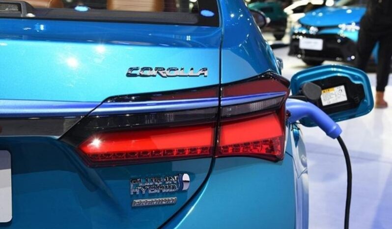 
								Toyota Corolla Twin Engine E+ 2020 full									