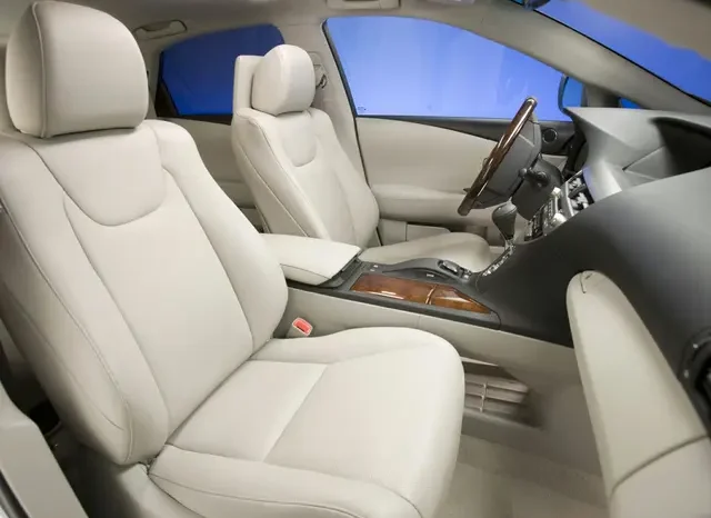
								Lexus RX Classic 2011 Luxury full									